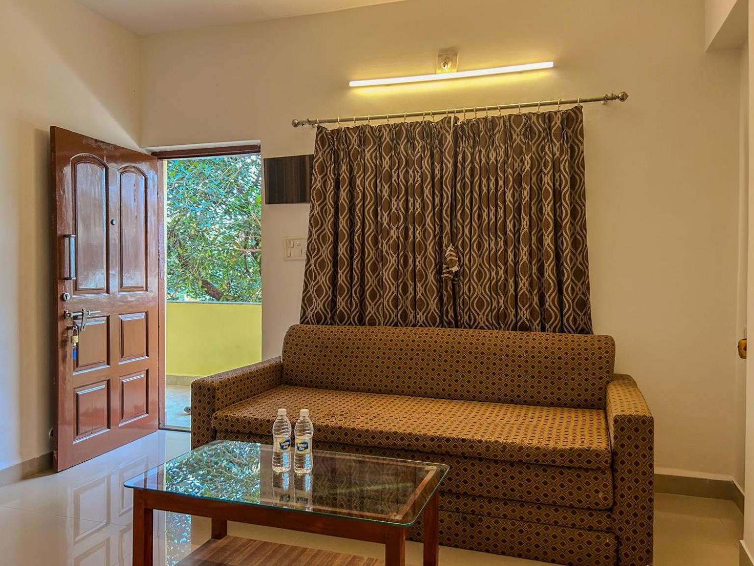 Hotel La Costa Residency Andžuna Exteriér fotografie