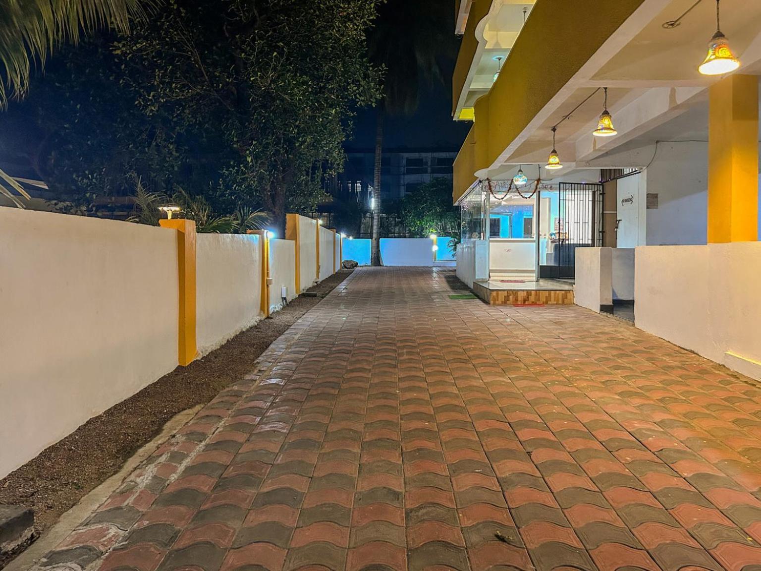 Hotel La Costa Residency Andžuna Exteriér fotografie