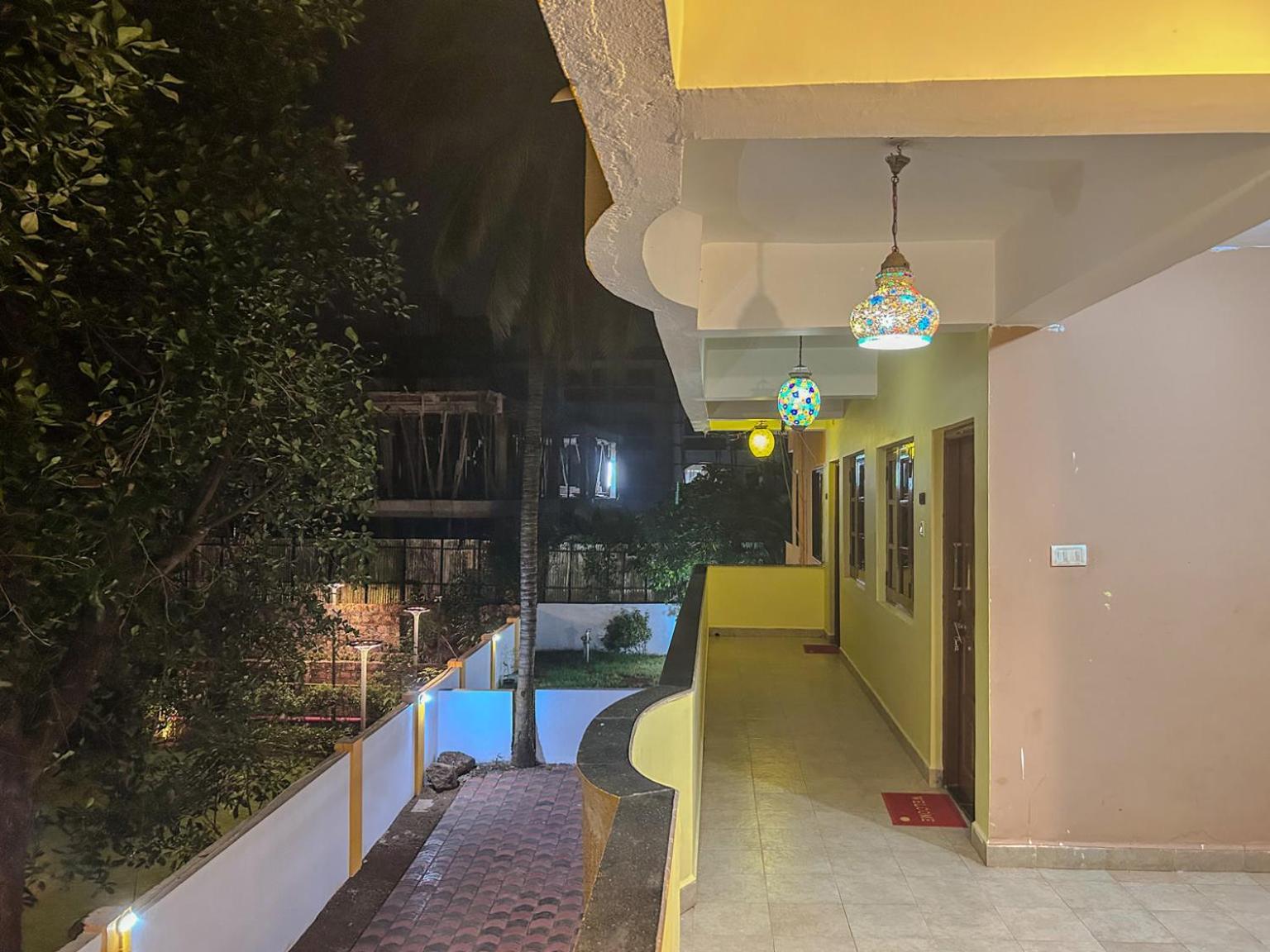Hotel La Costa Residency Andžuna Exteriér fotografie