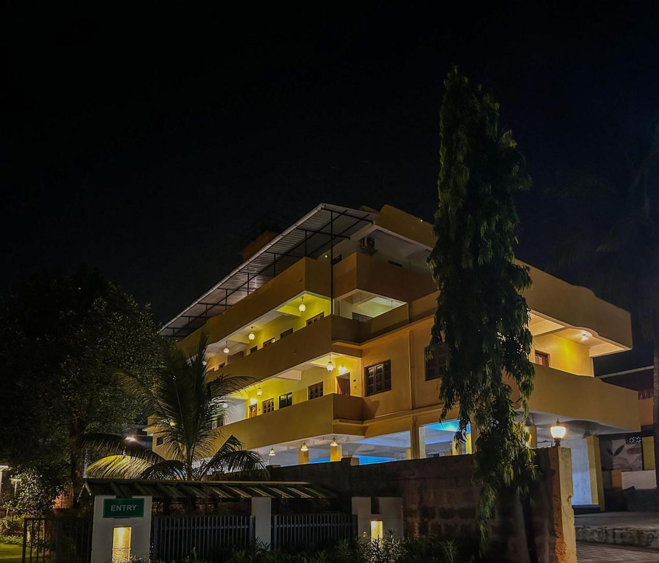Hotel La Costa Residency Andžuna Exteriér fotografie